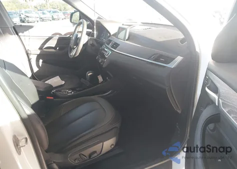 2016 BMW X1 xDrive28I z USA, uszkodzony, nr VIN WBXHT3C3XGP881005